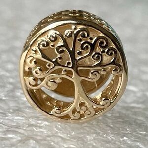 NEW❗️Pandora 14k Solid Gold Moments Openwork Family Roots Charm